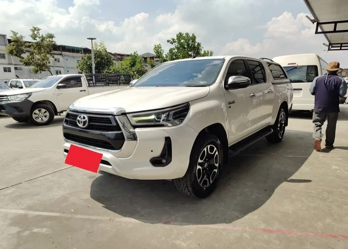 2021 Toyota Hilux Revo Hight · Double Cab · 2.8 4WD AT — photo 1 of 15