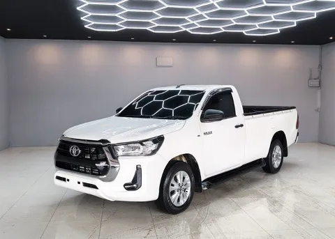 2018 Toyota Hilux Revo J · Single Cab · 2.4 2WD MT