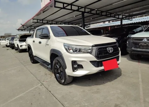 2019 Toyota Hilux Rocco G · Double Cab · 2.4 2WD AT