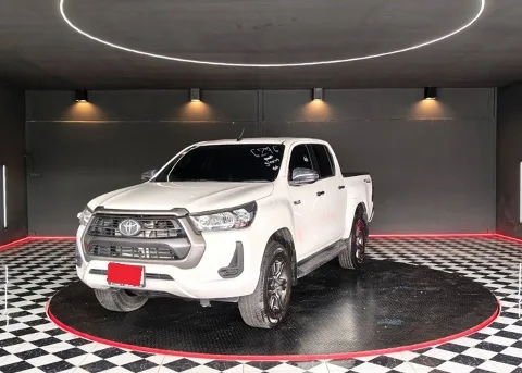 2021 Toyota Hilux Revo Entry · Double Cab · 2.4 2WD AT