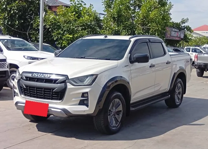 2022 Isuzu D-max M · Double Cab · 3.0 4WD AT — photo 1 of 15