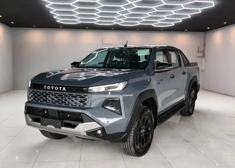 2026 Toyota Hilux Travo Overland · Double Cab · 2.8 2WD AT