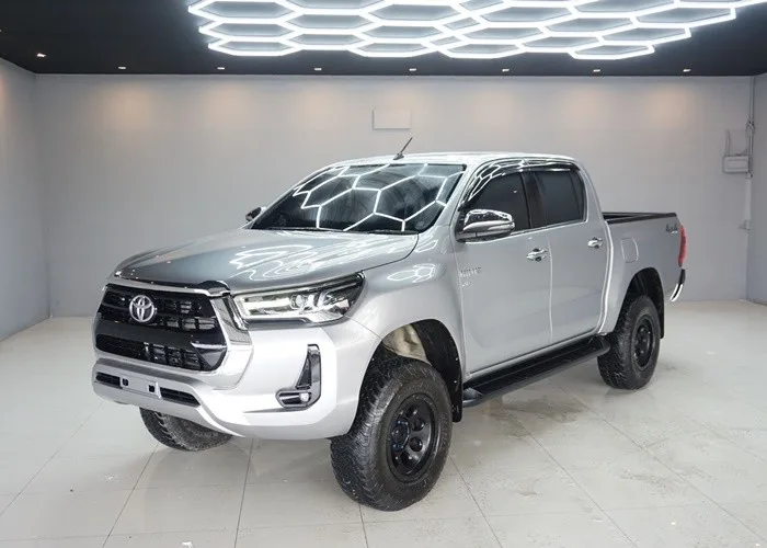 2022 Toyota Hilux Revo Hight · Double Cab · 2.8 4WD AT — photo 1 of 19