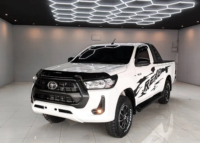 2022 Toyota Hilux Revo J · Single Cab · 2.4 2WD MT — photo 1 of 15