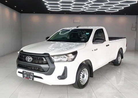 2021 Toyota Hilux Revo Entry · Single Cab · 2.4 2WD MT