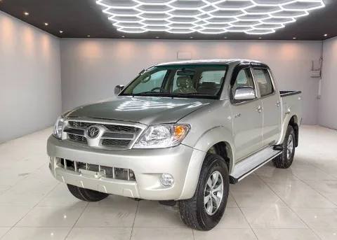 2007 Toyota Hilux Vigo G · Double Cab · 2.7 4WD AT