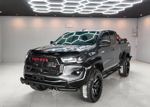 2017 Toyota Hilux Revo J · Smart Cab · 2.4 4WD AT