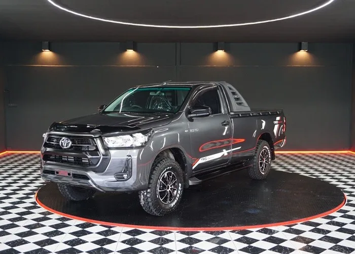 2022 Toyota Hilux Revo Entry · Single Cab · 2.4 2WD MT — photo 1 of 15