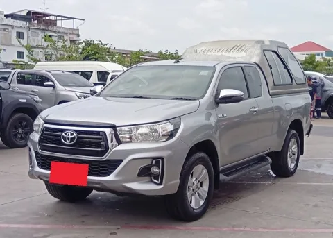 2019 Toyota Hilux Revo E · Smart Cab · 2.4 2WD AT