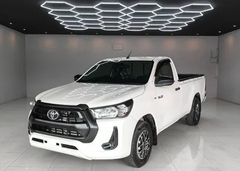 2022 Toyota Hilux Revo Entry · Single Cab · 2.4 2WD MT