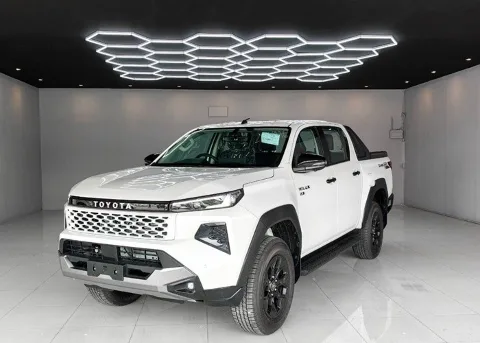 2026 Toyota Hilux Travo Overland · Double Cab · 2.8 2WD AT