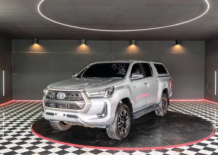 2021 Toyota Hilux Revo Mid · Double Cab · 2.4 4WD MT — photo 1 of 18