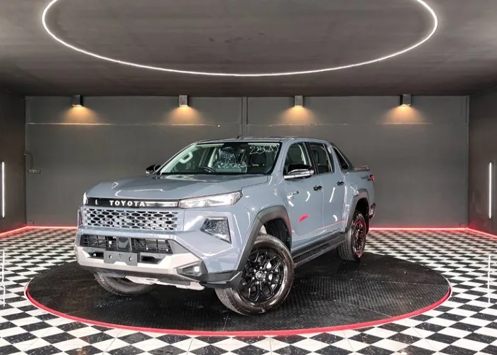 2026 Toyota Hilux Travo Overland Plus · Double Cab · 2.8 4WD AT — photo 1 of 15