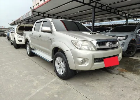 2011 Toyota Hilux Vigo G · Double Cab · 3.0 4WD AT