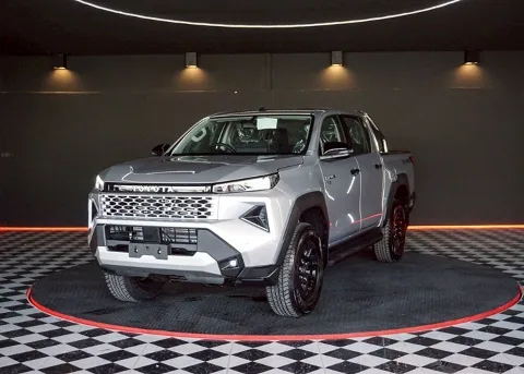 2026 Toyota Hilux Travo 4TREX Premium · Double Cab · 2.8 4WD MT