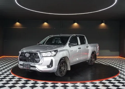 2022 Toyota Hilux Revo Entry · Double Cab · 2.4 2WD AT