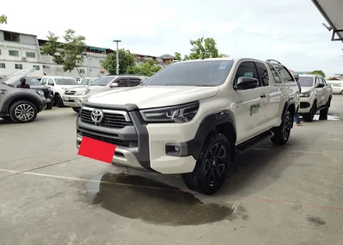 2022 Toyota Hilux Rocco Hight · Smart Cab · 2.8 4WD AT