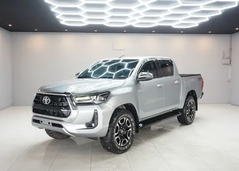 2021 Toyota Hilux Revo Hight · Double Cab · 2.8 4WD AT
