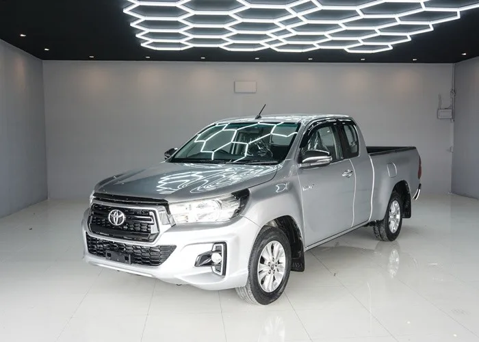 2020 Toyota Hilux Revo E · Smart Cab · 2.4 2WD MT — photo 1 of 16