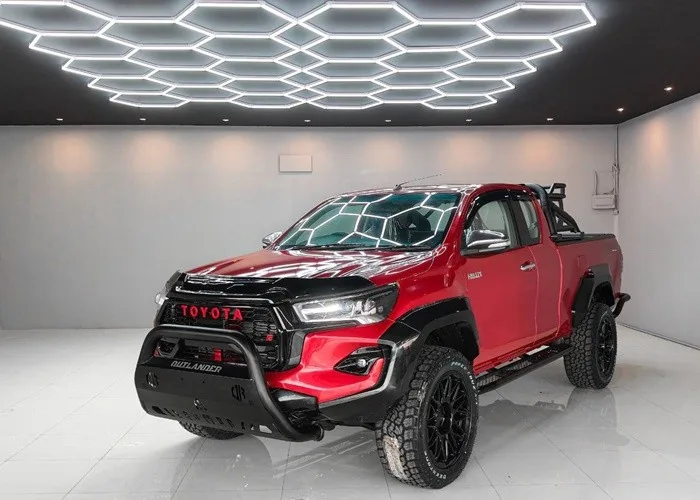 2017 Toyota Hilux Revo J · Smart Cab · 2.4 4WD AT — photo 1 of 17