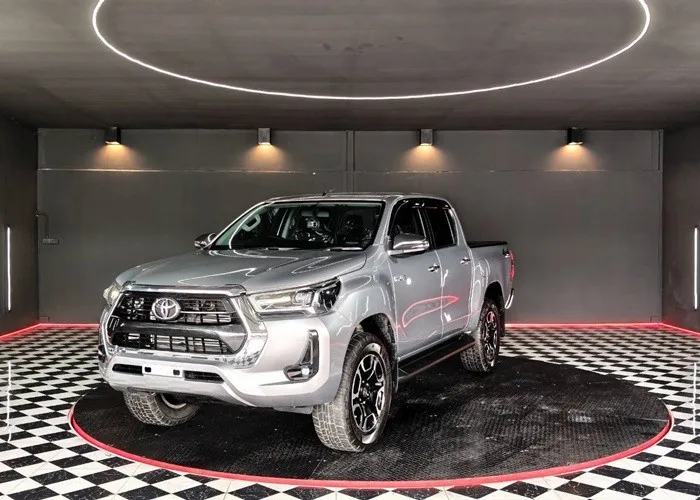 2021 Toyota Hilux Revo Hight · Double Cab · 2.8 4WD AT — photo 1 of 17