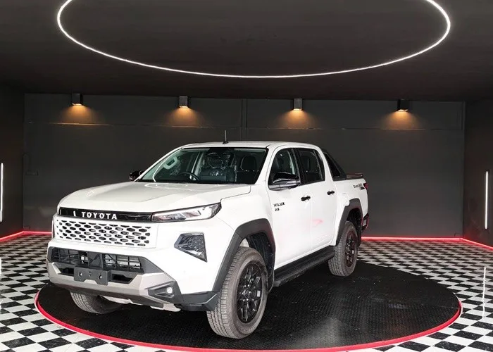 2026 Toyota Hilux Travo Overland Plus · Double Cab · 2.8 4WD AT — photo 1 of 17