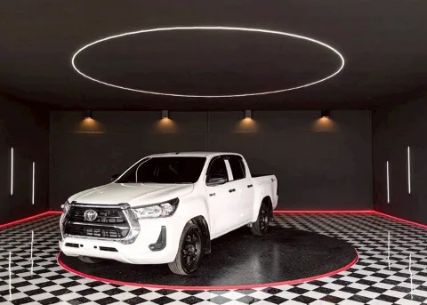 2022 Toyota Hilux Revo Entry · Double Cab · 2.4 2WD AT