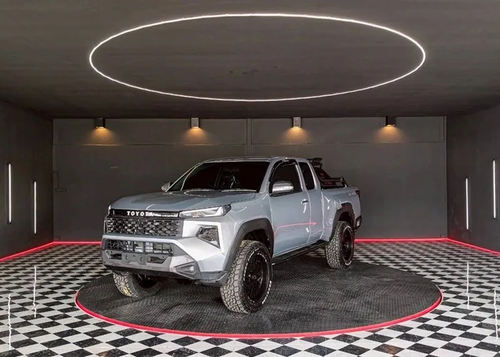 2013 Toyota Hilux Vigo J · Smart Cab · 2.7 4WD AT — photo 1 of 17