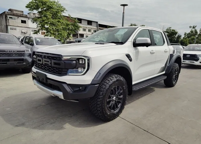 2026 Ford Ranger Raptor · Double Cab · 3.0 4WD AT — photo 1 of 17