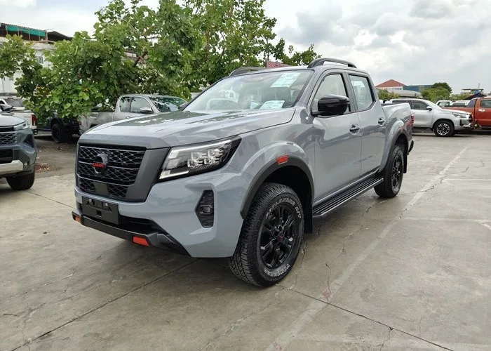2026 Nissan PRO4X Double Cab · 2.3 4WD AT — photo 1 of 17
