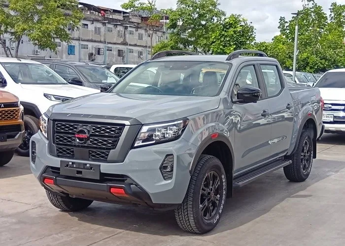 2021 Toyota Hilux Revo Entry · Single Cab · 2.4 2WD MT — photo 1 of 18
