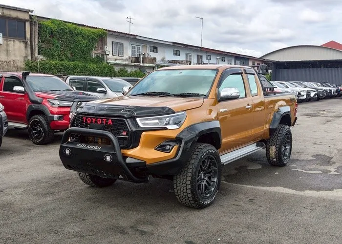 2013 Toyota Hilux Vigo J · Smart Cab · 2.7 4WD AT — photo 1 of 16