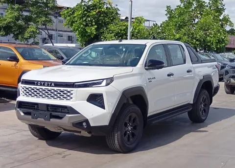 2026 Toyota Hilux Travo Overland Plus · Double Cab · 2.8 4WD AT