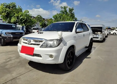 2008 Toyota Fortuner V · SUV · 3.0 4WD AT
