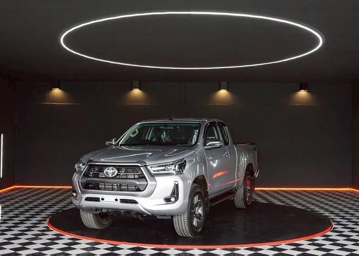 2020 Toyota Hilux Revo Mid · Smart Cab · 2.4 4WD MT — photo 1 of 17