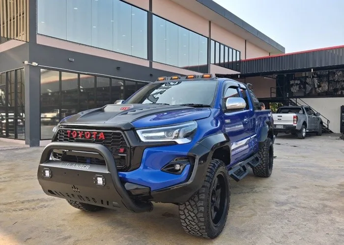 2013 Toyota Hilux Vigo J · Smart Cab · 2.7 4WD AT — photo 1 of 15