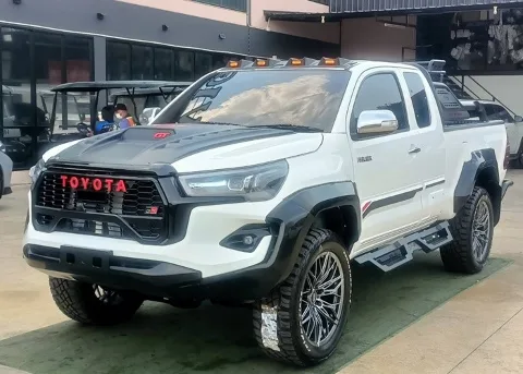 2014 Toyota Hilux Vigo J · Smart Cab · 2.7 4WD AT