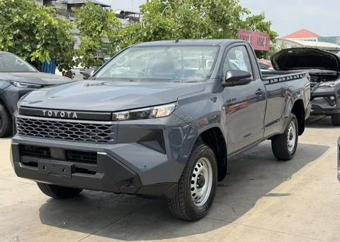 2026 Toyota Hilux Travo 4TREX · Single Cab · 2.8 4WD AT