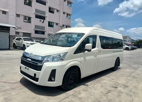 2026 Toyota Commuter Van · 2.8 2WD MT