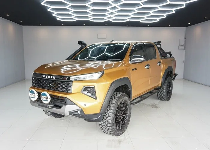 2020 Toyota Hilux Revo Entry · Double Cab · 2.4 2WD AT — photo 1 of 18