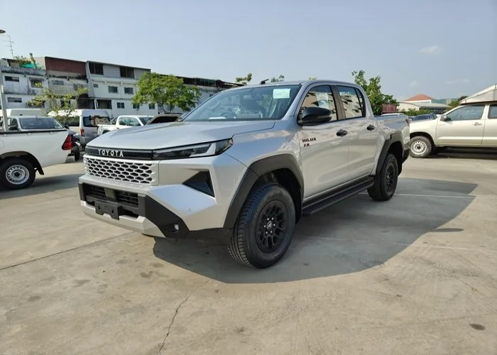 2026 Toyota Hilux Travo Premium · Double Cab · 2.8 2WD AT — photo 1 of 15