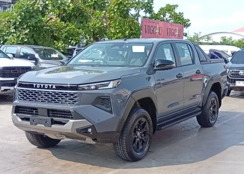 2026 Toyota Hilux Travo Overland Plus · Double Cab · 2.8 4WD AT