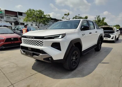 2026 Toyota Hilux Travo Overland Plus · Double Cab · 2.8 4WD AT
