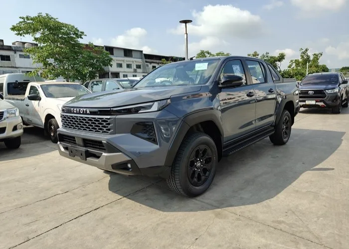 2026 Toyota Hilux Travo Overland Plus · Double Cab · 2.8 4WD AT — photo 1 of 15