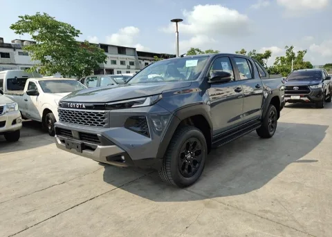 2026 Toyota Hilux Travo Overland Plus · Double Cab · 2.8 4WD AT