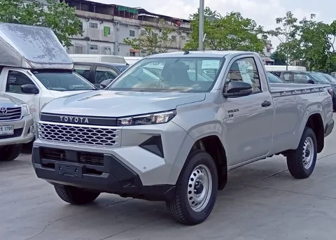 2026 Toyota Hilux Travo 4TREX · Single Cab · 2.8 4WD AT