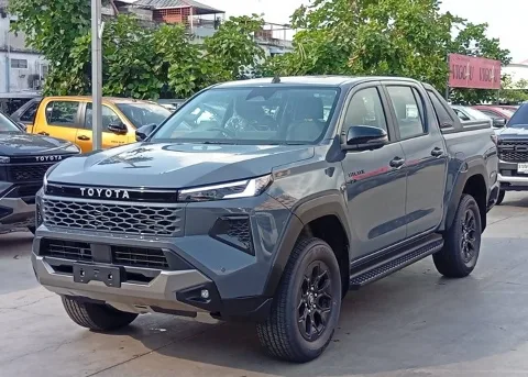 2026 Toyota Hilux Travo Overland Plus · Double Cab · 2.8 4WD AT