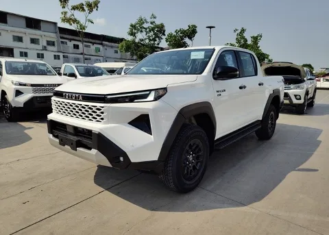 2026 Toyota Hilux Travo 4TREX Premium · Double Cab · 2.8 4WD MT