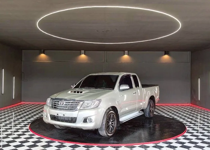 2012 Toyota Hilux Vigo G · Smart Cab · 2.5 2WD MT — photo 1 of 17
