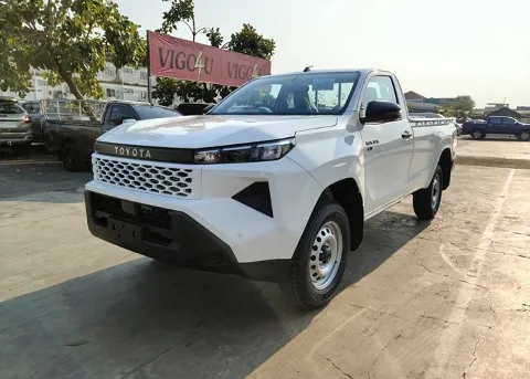 2026 Toyota Hilux Travo 4TREX · Single Cab · 2.8 4WD AT